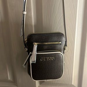NWT Guess Crossbody purse Brown